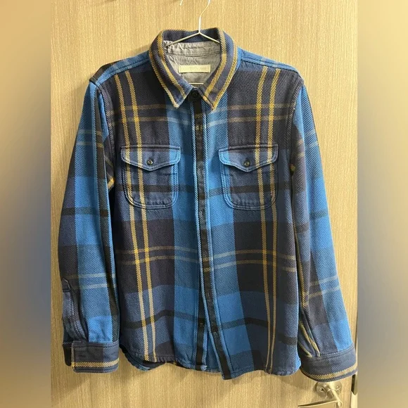 Outerknown Men’s Blanket Shirt Blue Plaid Flannel Button Down Medium - Picture 1 of 4